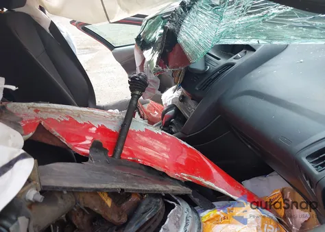 2017 Ford Focus Se z USA, uszkodzony, nr VIN 1FADP3K21HL216050